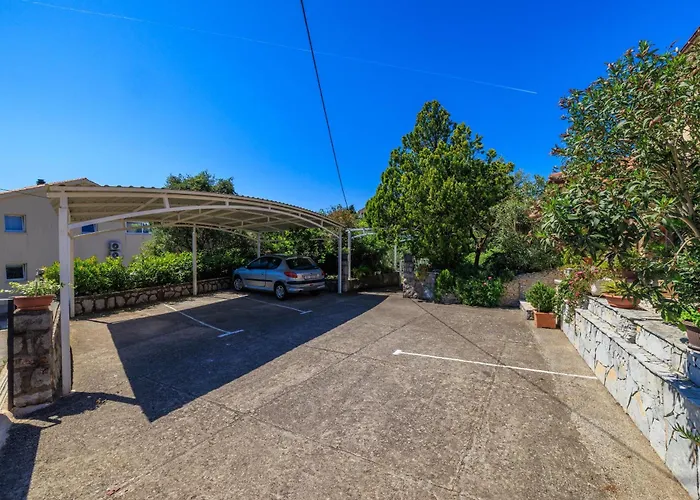 Marie شقة Omišalj