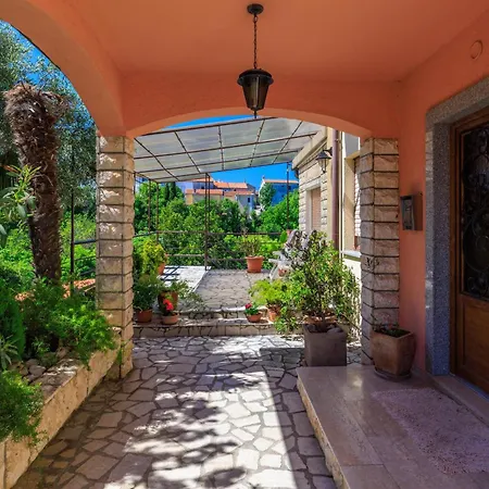 Apartamento Marie Omišalj